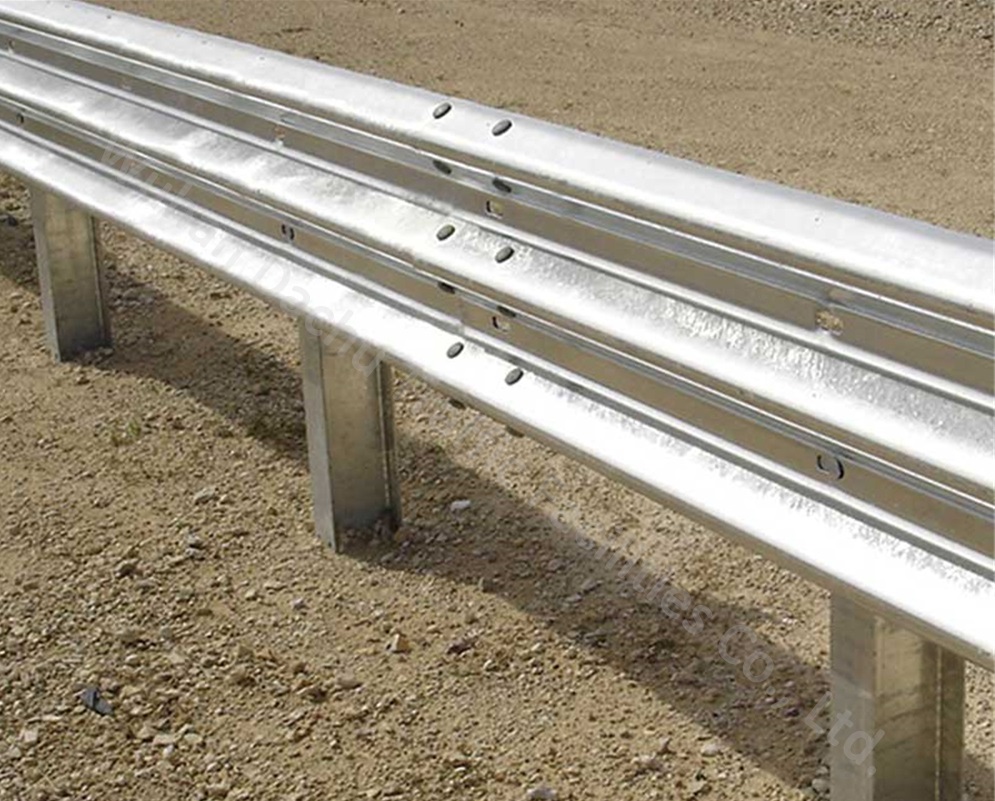 Galvanized Q345B Steel Thrie Beam Guardrails